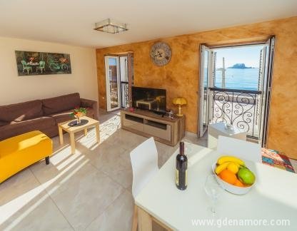 Apartman Galija Brown LUX Petrovac, Apartment Galija BROWN Petrovac, private accommodation in city Petrovac, Montenegro - 1 SLIKA GLAVNA